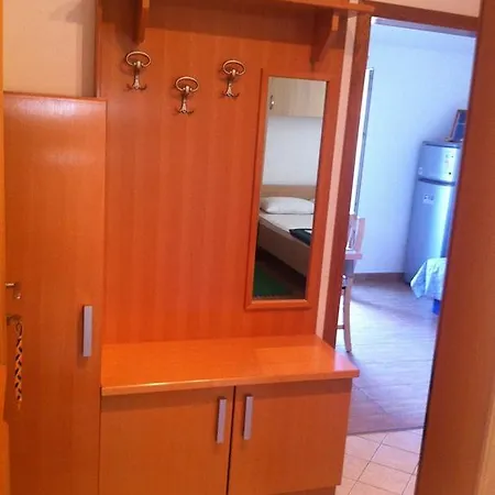 Ap Melkior * Povljana